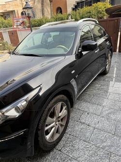 إنفينيتي QX70